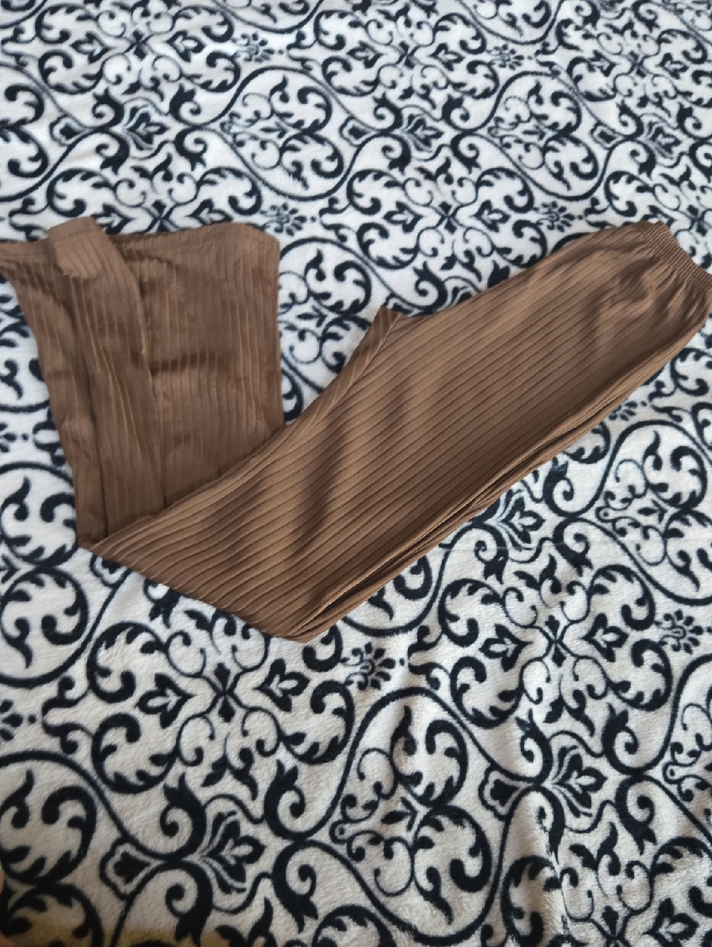 SHEIN Chocolate Ribbed Knit Leggings